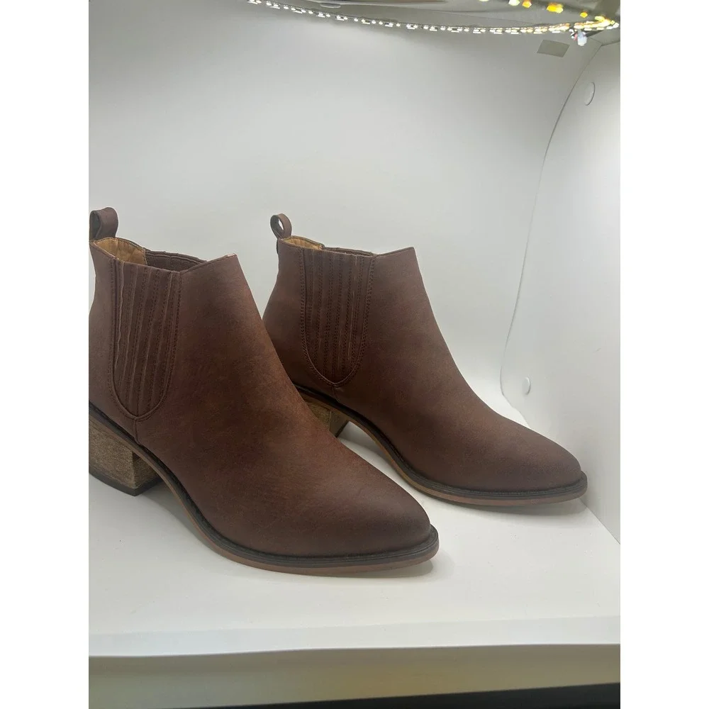 Faryl by Farylrobin Womens Brown Faux Leather Pointed Toe Block Heel Ankle Boots